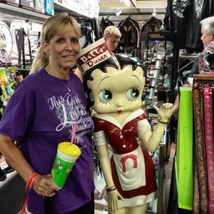 Meet your Posher, Patricia