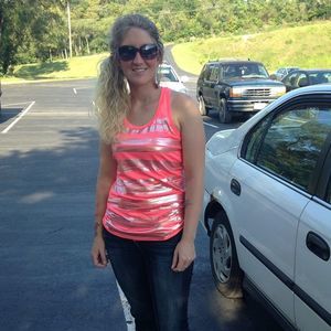 Meet your Posher, Shari