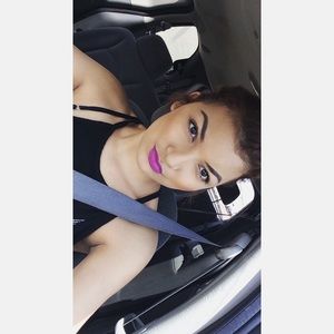 Meet your Posher, Angie