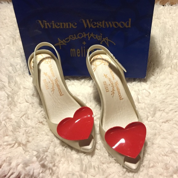 vivienne westwood dragon pearl orb