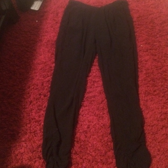 ✨Black Joggers✨ - Picture 2 of 3