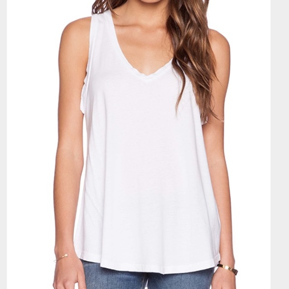 Mate the label v-neck tank