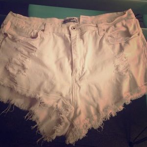 High wasted white shorts
