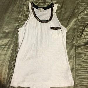Forever 21 white black and gold tank used sz small