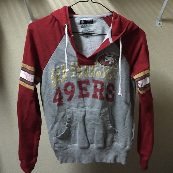 49ers hooded sweatshirt size women M