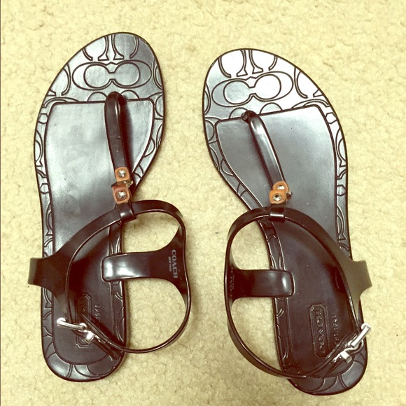 COACH SANDALS🎊🎊😘😘 - Picture 1 of 2