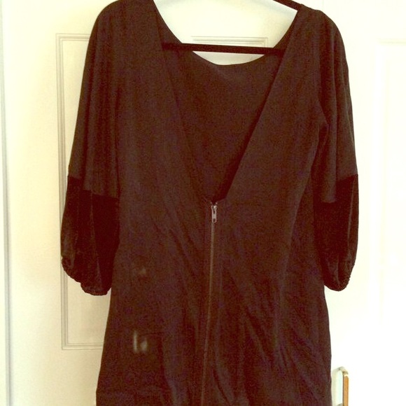 Gorgeous blk silk and velvet dress-swoop back!