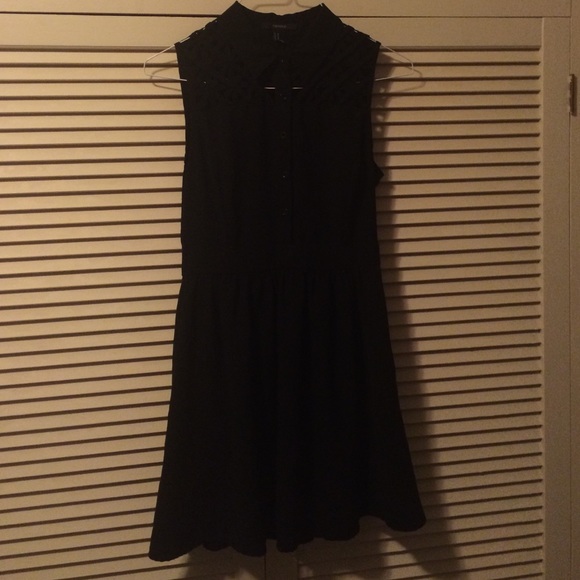 LITTLE BLACK DRESS - Picture 1 of 2