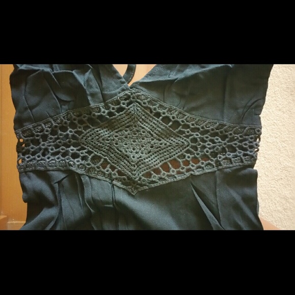 *NEW* Crochet romper - Picture 3 of 4
