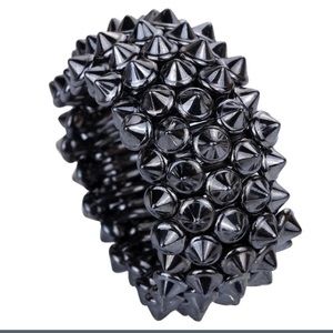 Grey Rivet Elastic Bracelet ** SALE