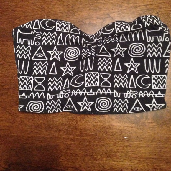 Black patterned bandeau