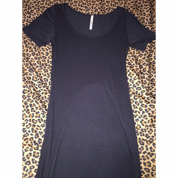 Long Shirt w/ Belly Cutout