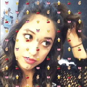 Meet your Posher, Sierra