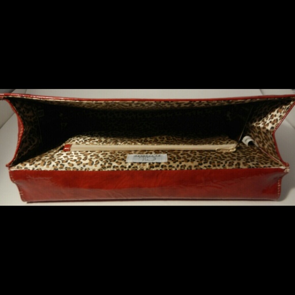 Red Patent Leather Clutch Purse - Picture 3 of 4
