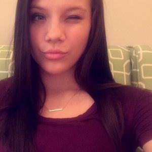 Meet your Posher, Daylee