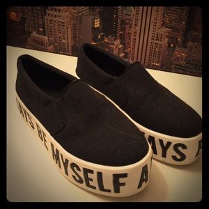Lettering platform slip-Ons sneaker!