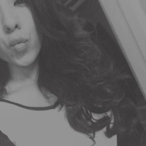 Meet your Posher, Laura j.