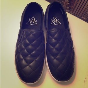 Women slip- ons sneaker