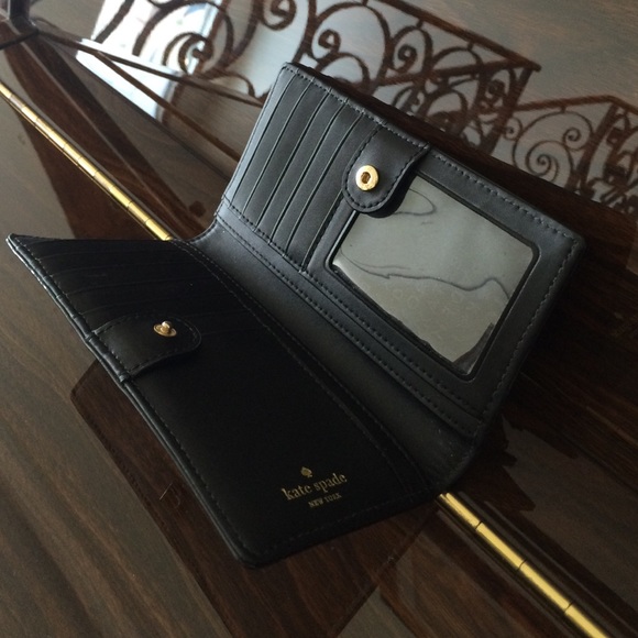 💖SOLD💖Kate Spade New York Wallet - Picture 2 of 4