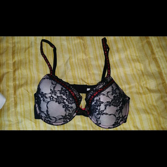 Sexy 36C black/red lace and ribbon bra - Picture 1 of 3