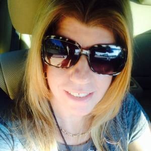 Meet your Posher, Carla