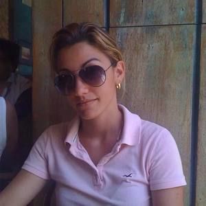 Meet your Posher, Ana