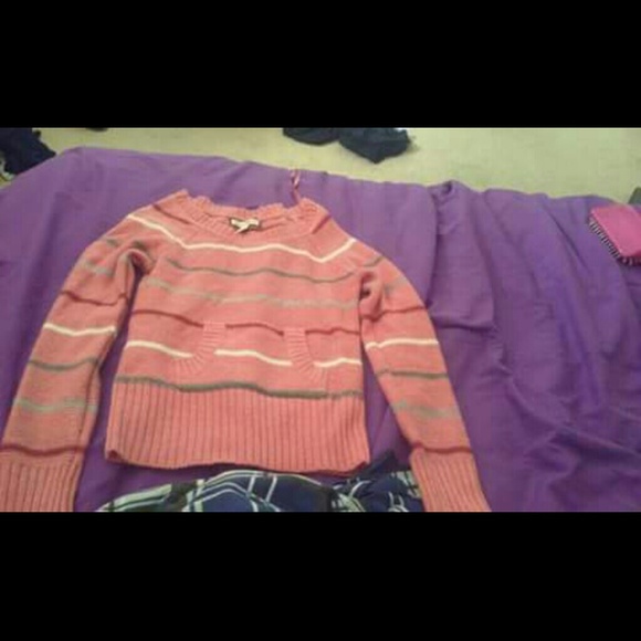 Sweater - Picture 1 of 1
