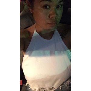 Meet your Posher, Ione