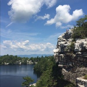 Meet your Posher, Suzanne