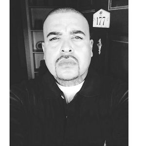 Meet your Posher, Carlos