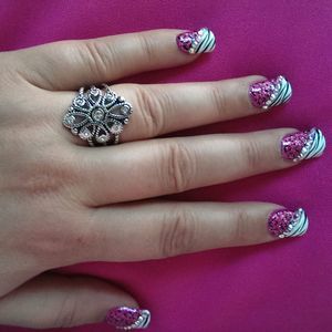 Meet your Posher, Julia