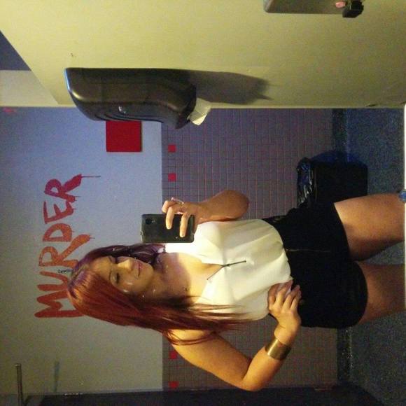 Meet your Posher, Jessica - Picture 1 of 1