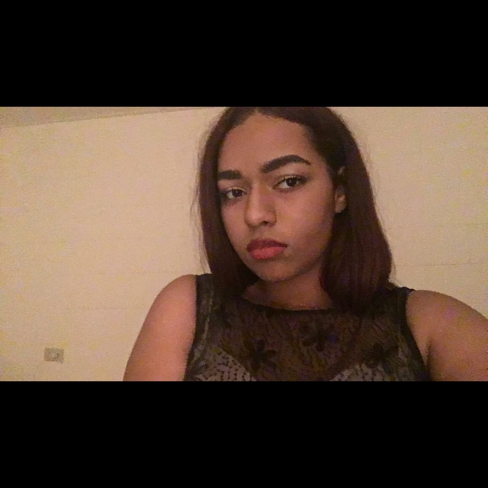 Meet your Posher, Sheila