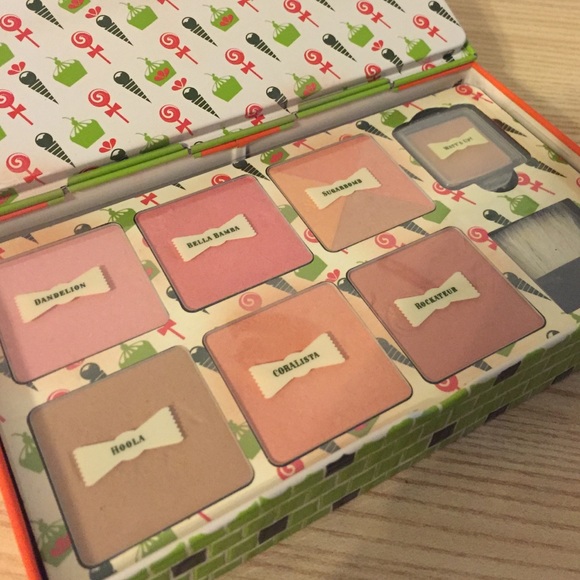 benefit CHEEKY SWEET SPOT