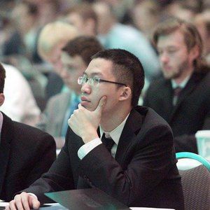 Meet your Posher, Trinh