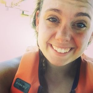 Meet your Posher, Holly