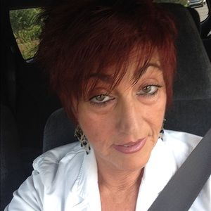 Meet your Posher, Janet
