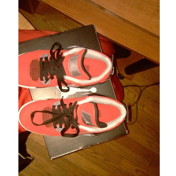 Toro 4s - Picture 2 of 3