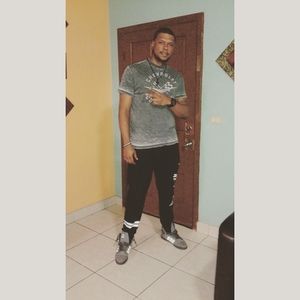 Meet your Posher, Smith