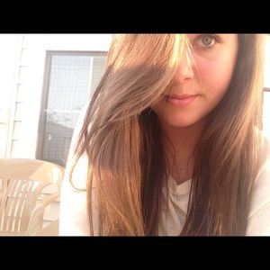 Meet your Posher, Katelyn