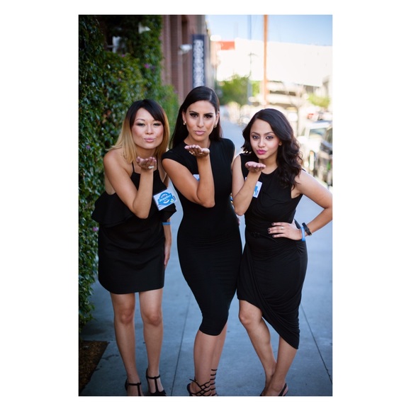 Cohosting Pretty, Flirty & Girly party TOMORROW!! - Picture 2 of 3