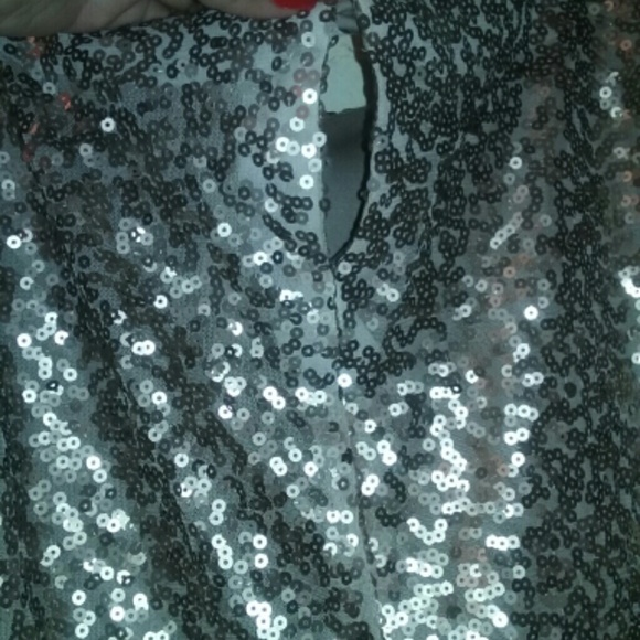 Wore it once for my 25th birthday - Picture 3 of 4