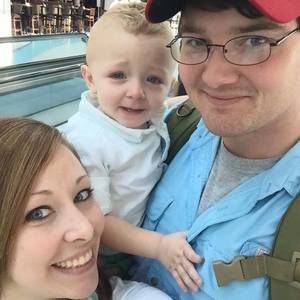 Meet your Posher, Lindsey-nicholas