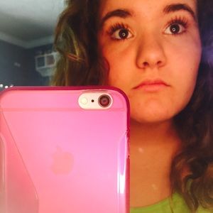 Meet your Posher, Kayla