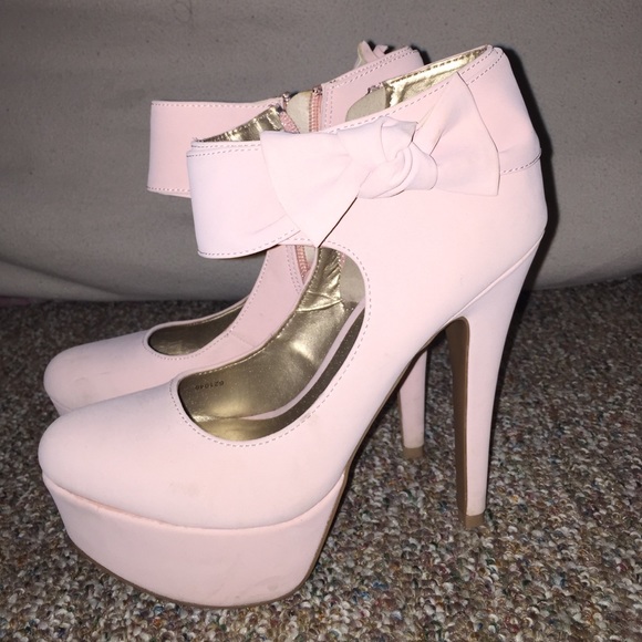 Light Pink high heels