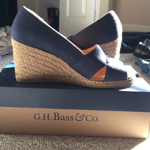 NEVER WORN Navy blue wedges SZ 10