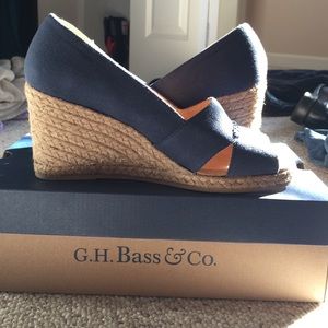 NEVER WORN Navy blue wedges SZ 10