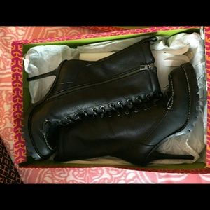 Tory Burch TRIGG-RW Calf Leather Boots