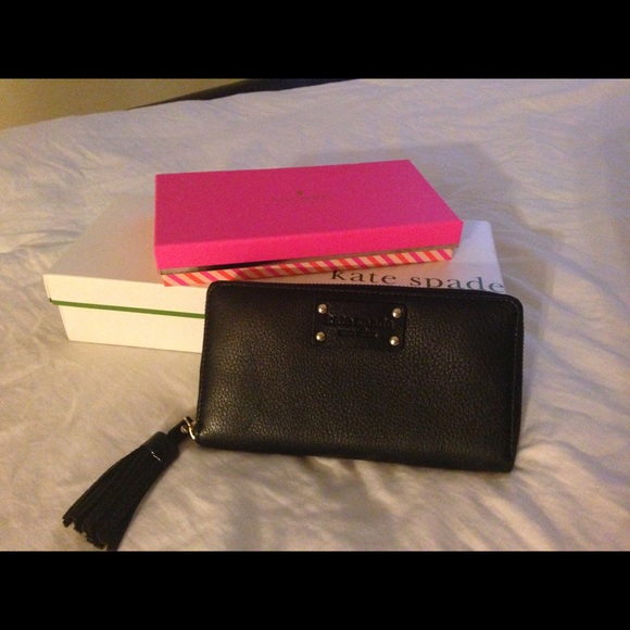 Kate spade wallet/clutch