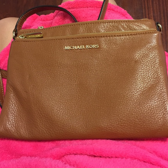 Two compartment Michael kors cross body